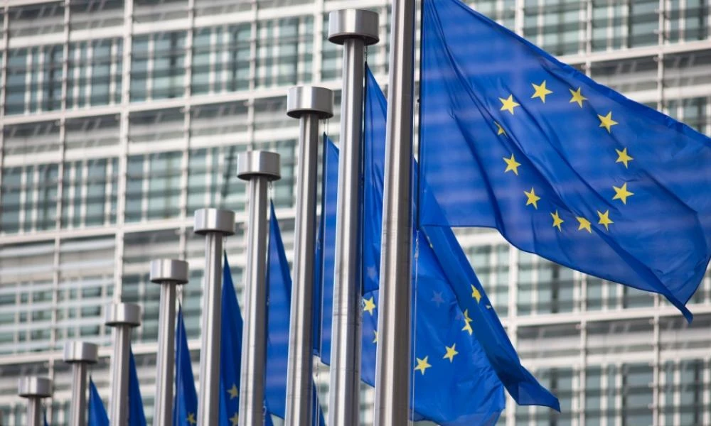 Κομισιόν: Σε κόντρα με την Γερμανία για το «υπέρογκο» κόστος του δικτύου Iris2